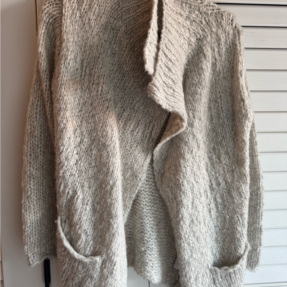 Velvet by Graham and Spencer Knit Sweater cardigan